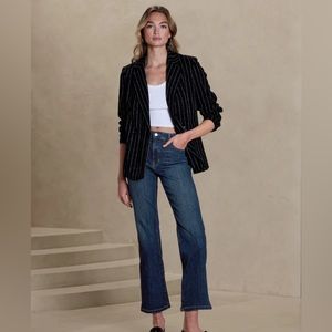 Banana Republic High Rise Demi boot Cut dark wash Jean (worn once)